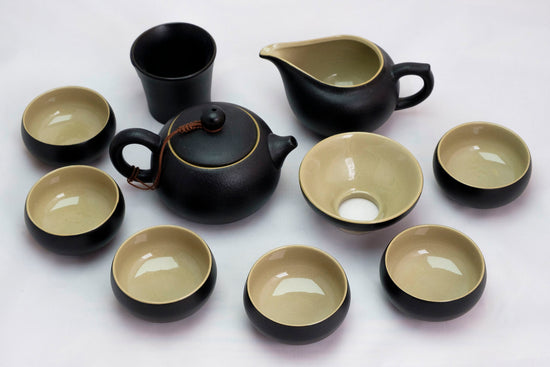 tea set of 10 parts